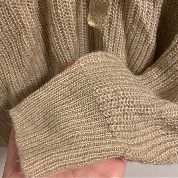 H&M sweater - Picture 5 of 5